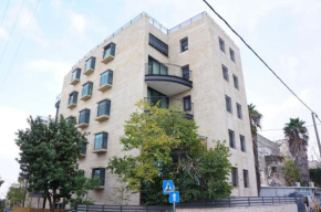 Apartment garden in heart of Bait Vegan 3BDR-1Salon-2Bathroom-3WC